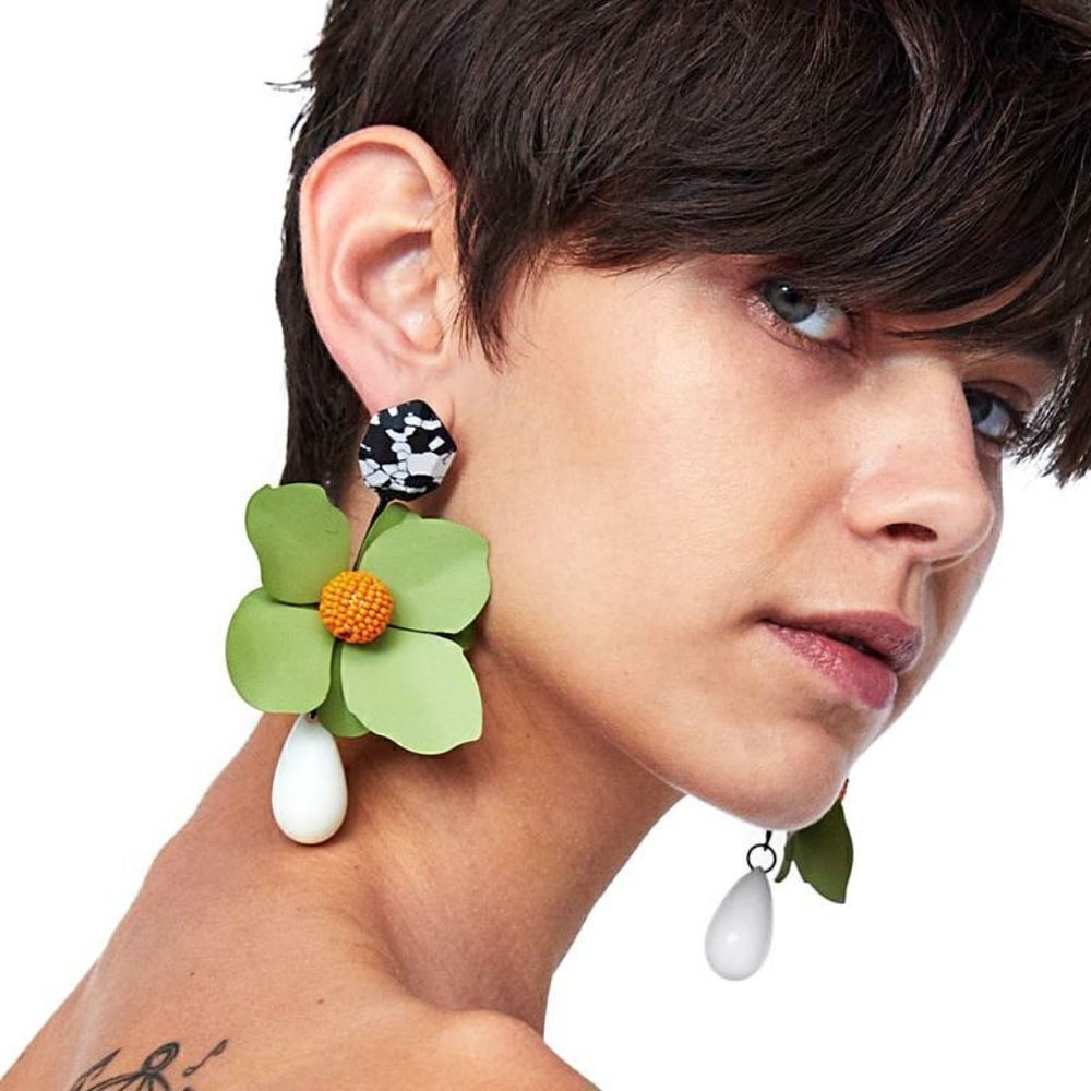 New! Zara Big Floral Earrings - Picture 16 of 16